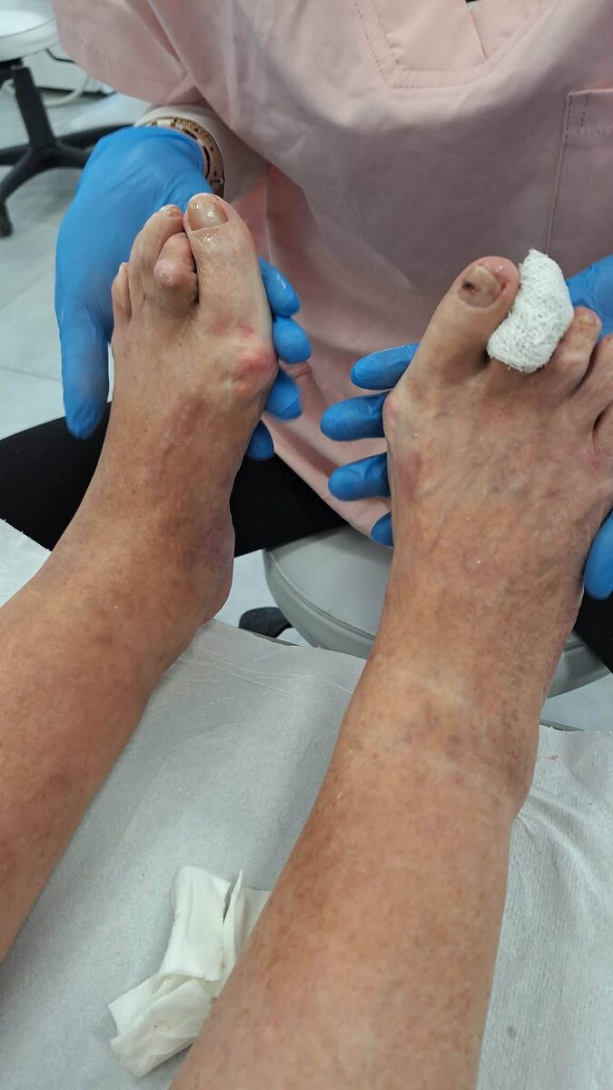 Seniorzy w Medyku — pracownia podologiczna